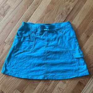 Kuhl Turquoise Women's Skort, size M, 5 pockets